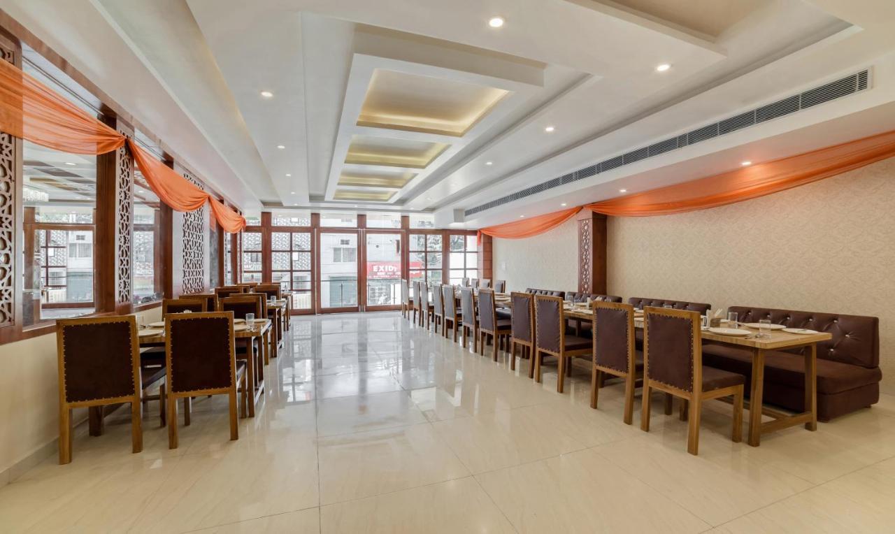Treebo G K Residency Near Dehradun Railway Station Hotel Екстериор снимка