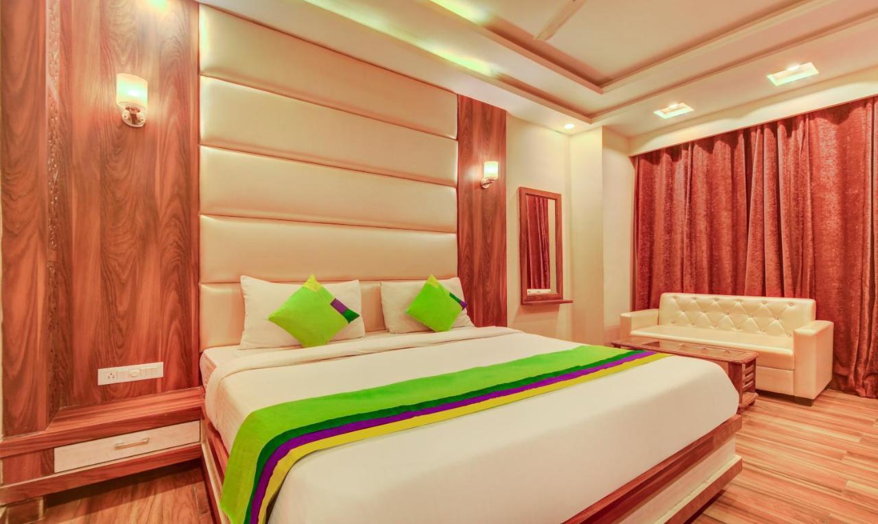 Treebo G K Residency Near Dehradun Railway Station Hotel Екстериор снимка