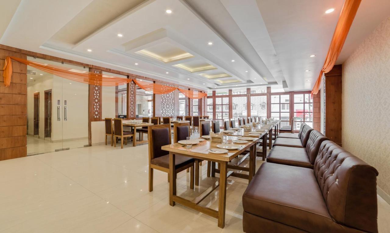 Treebo G K Residency Near Dehradun Railway Station Hotel Екстериор снимка