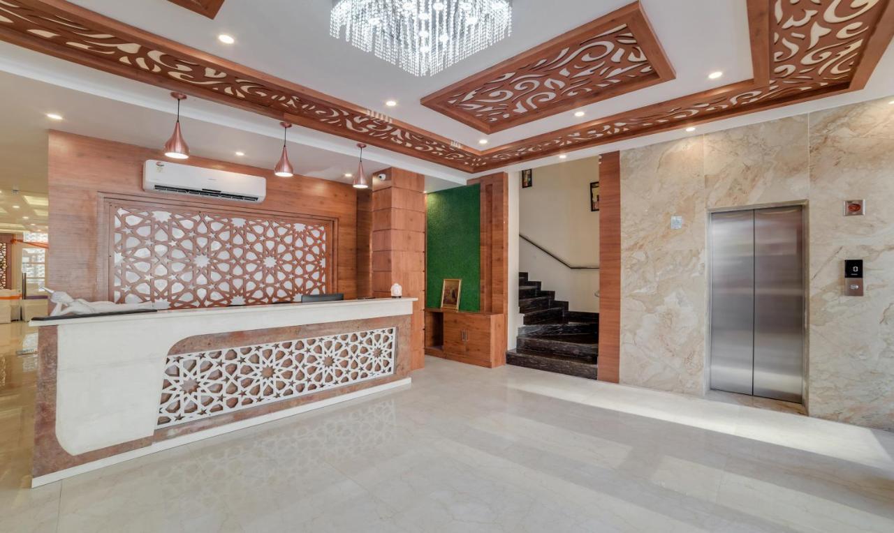 Treebo G K Residency Near Dehradun Railway Station Hotel Екстериор снимка